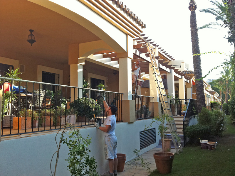 URBANIZACIÓN JARDINES DE LA COLONIA (San Pedro Alcántara)