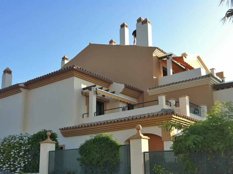 URBANIZACIÓN JARDINES DE LA COLONIA (San Pedro Alcántara)